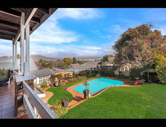 4 BEDROOM HOUSE FOR SALE IN LINDEN